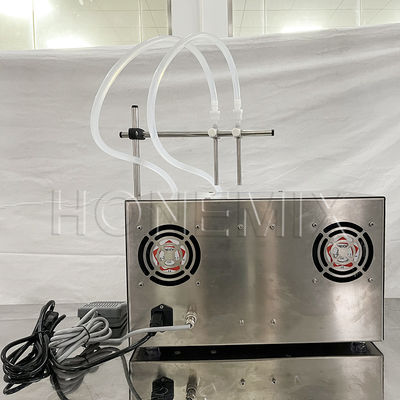 Máquina de llenado de botellas pequeñas de escritorio de doble cabeza de plástico