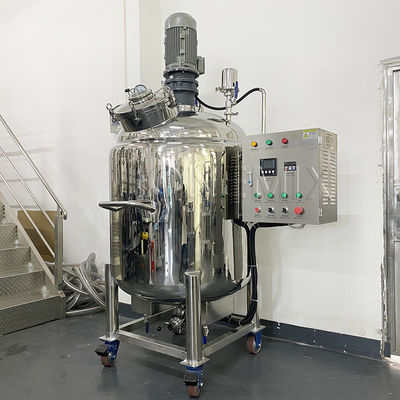 Máquina móvil para la fabricación de detergentes líquidos