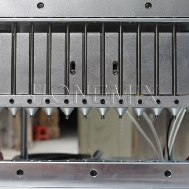 Máquina automática de lápiz labial de 220V 12 boquillas Máquina de llenado de lápiz labial