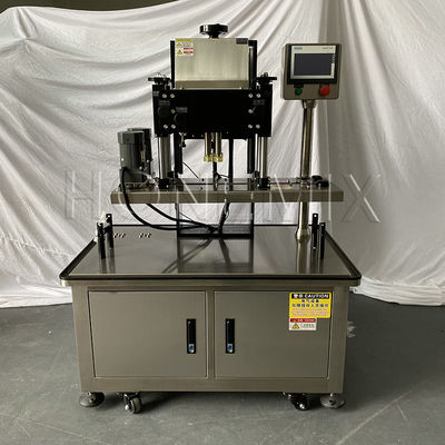Máquina eléctrica automática de tapado de botellas con tornillo de cuatro ruedas