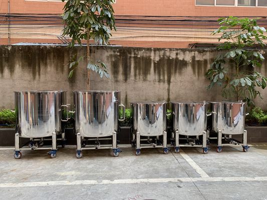 Tanque sanitario de la planta de tratamiento de aguas de RO de acero inoxidable Tanque de almacenamiento con tapa medio abierta