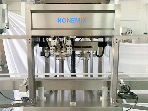 Máquina de atornillado automática de línea de llenado de cremas cosméticas
